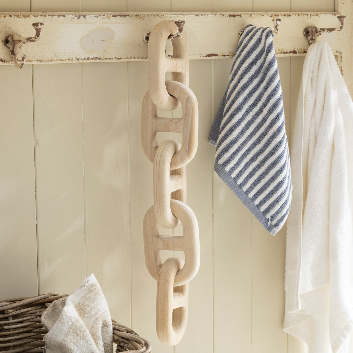Pale Wooden Decorative Chain - view 1